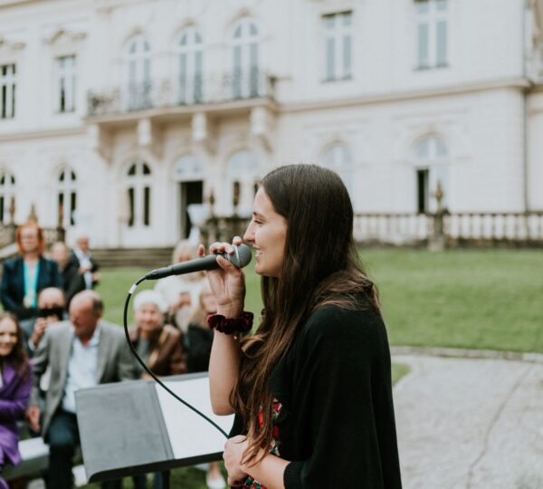 Nina Oberhauser