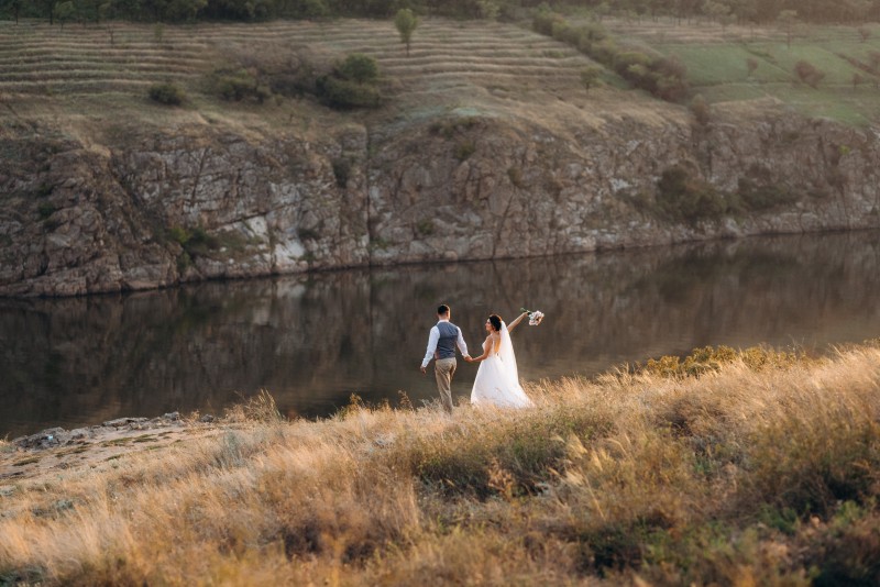 Ruhige Tiny Wedding in der Natur
